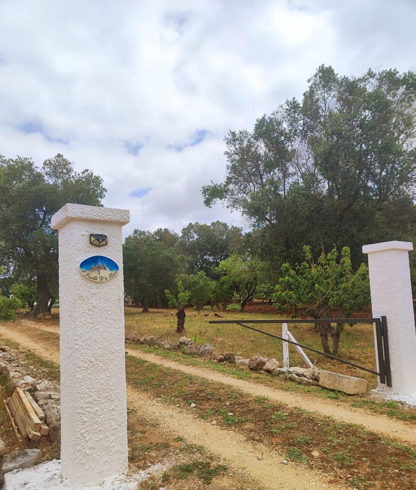I Trulli D'A Ross Villa Ceglie Messapica Dış mekan fotoğraf